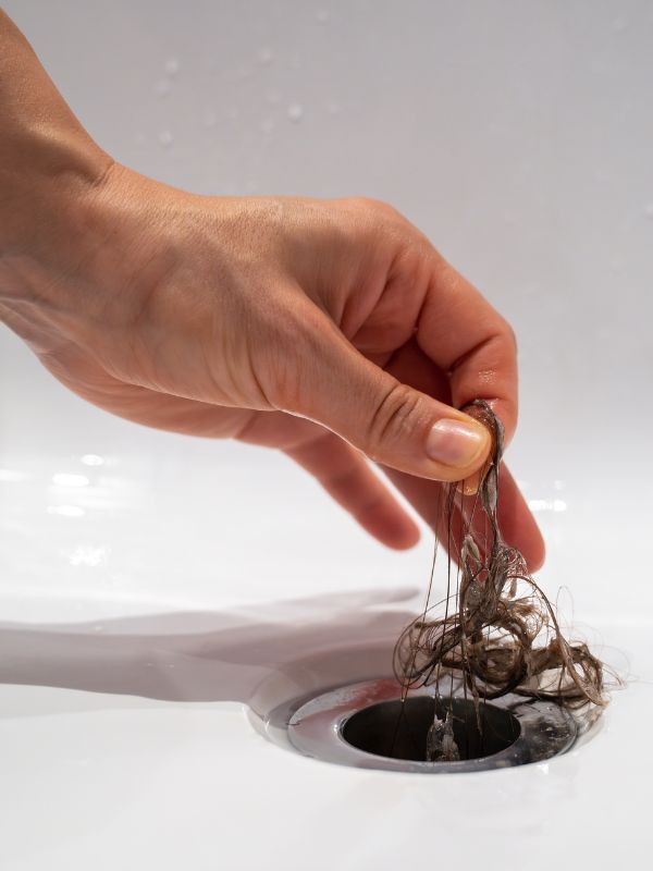 Drain Uncloging Services in Three Points